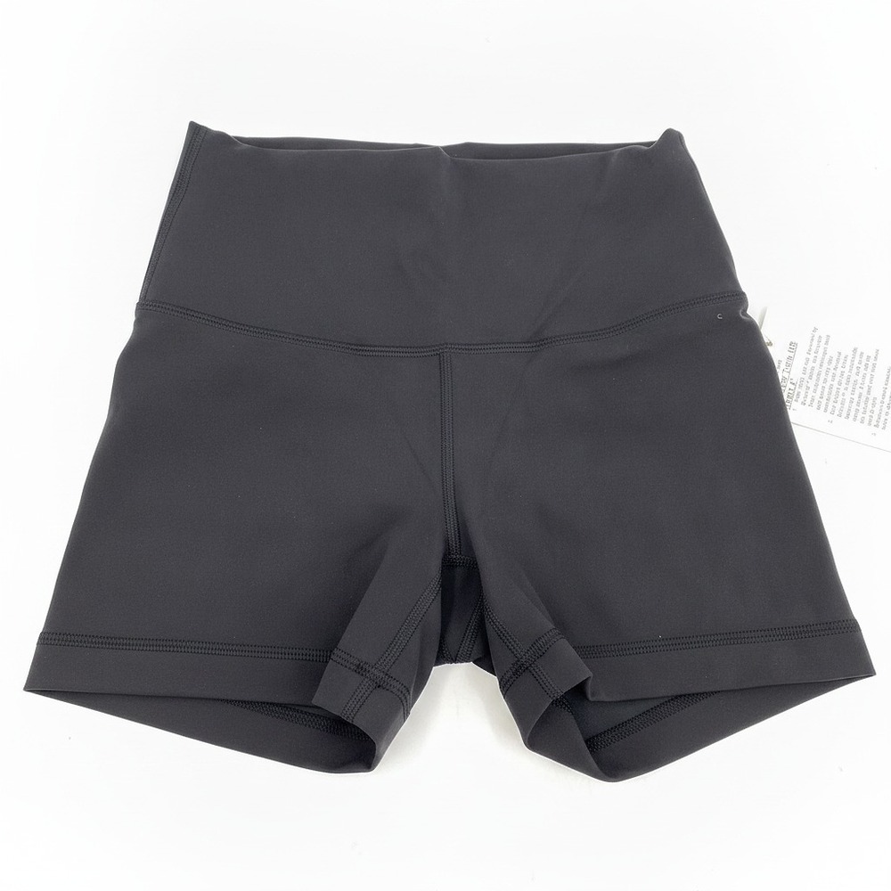 lululemon Black Athletic Shorts | Women’s Regular Size 6